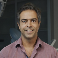 Dr. Armando Lopes